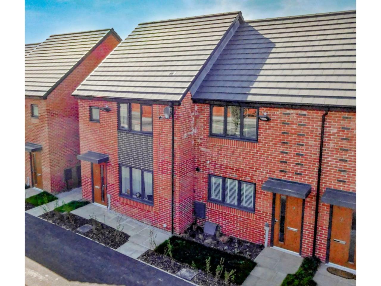 Newly Built, Splendid House For 5 In Manchester! Luaran gambar