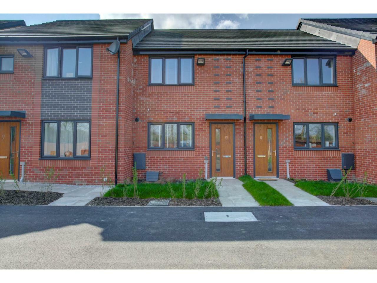 Newly Built, Splendid House For 5 In Manchester! Luaran gambar