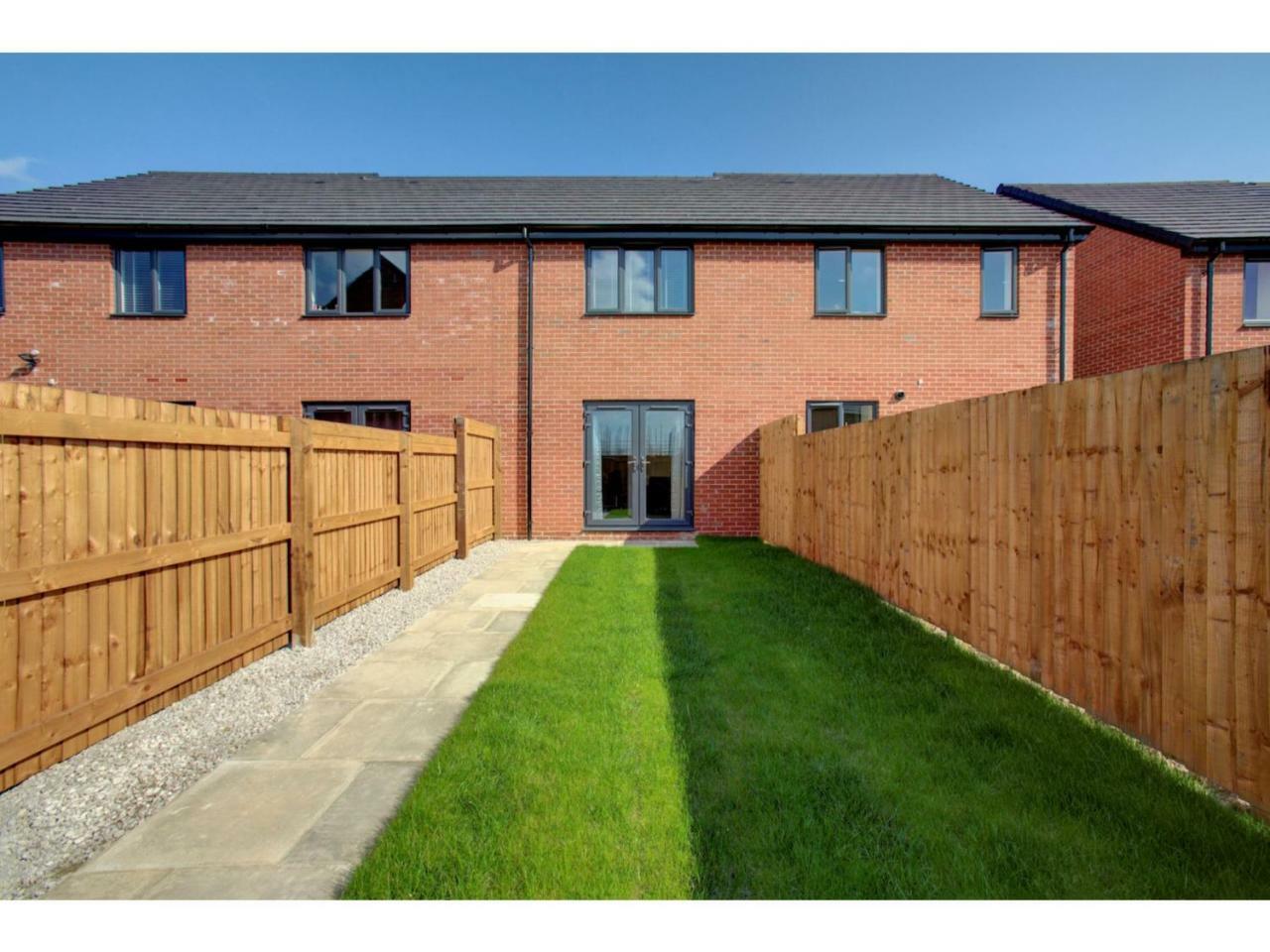 Newly Built, Splendid House For 5 In Manchester! Luaran gambar